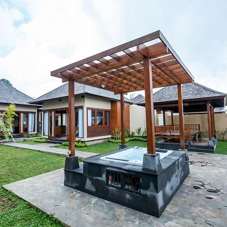 Shankara Munduk  Luaran gambar
