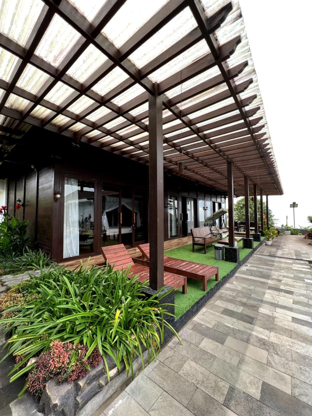 Shankara Munduk  Luaran gambar